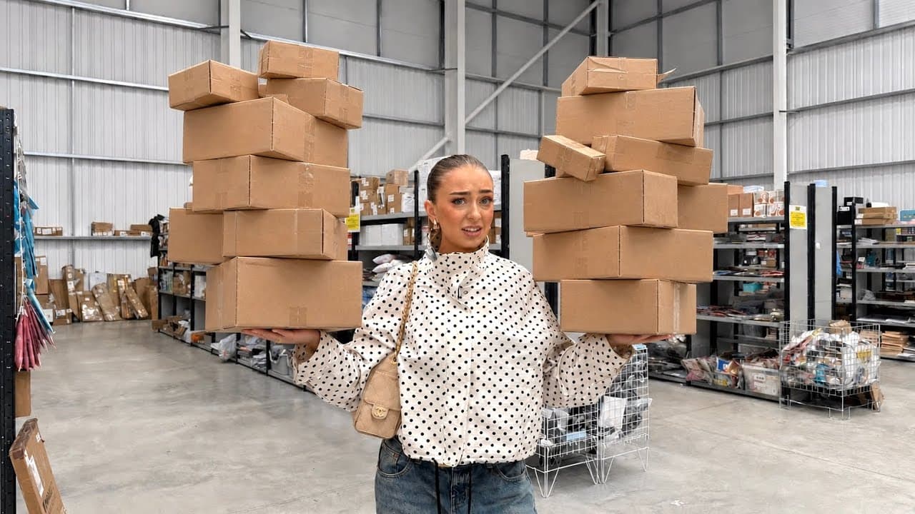 OPENING RETURNED MYSTERY PARCELS! Visiting The Amazon Warehouse… 