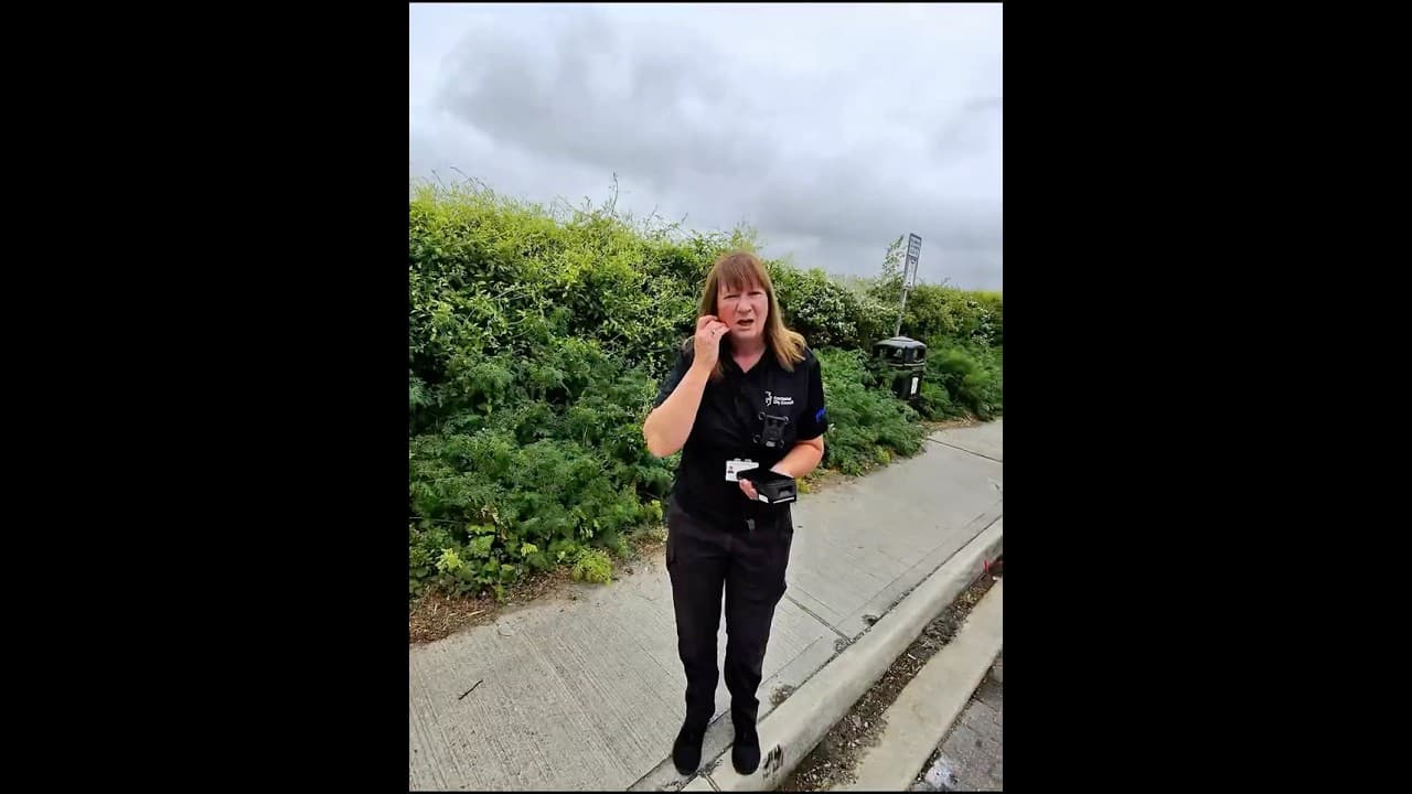 Almost got fined for having a wee in a lay-by 👀🚛