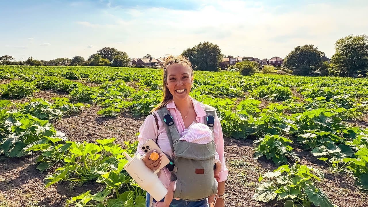 I Found My First Pumpkin on The 110 Farm! ๐ |AD