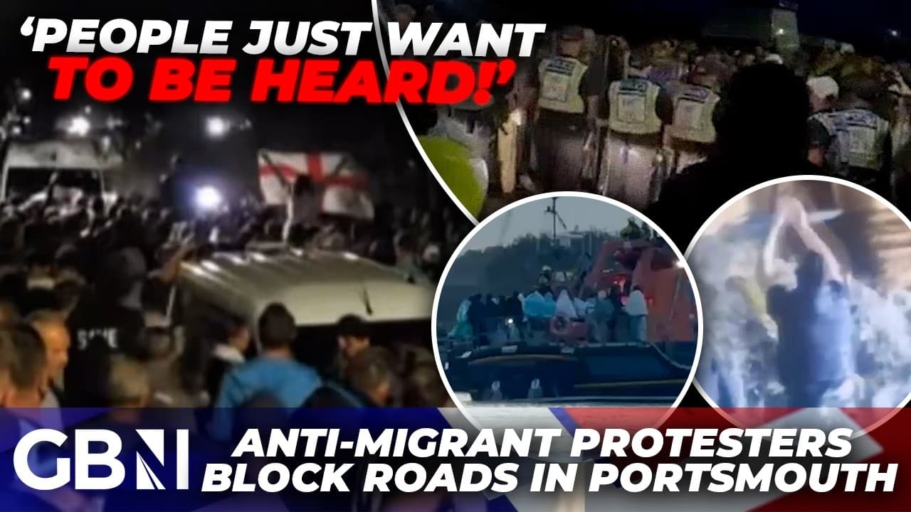 Anti-migrant protesters 'STORM barricades' in Portsmouth as small boat makes UNPRECEDENTED journey