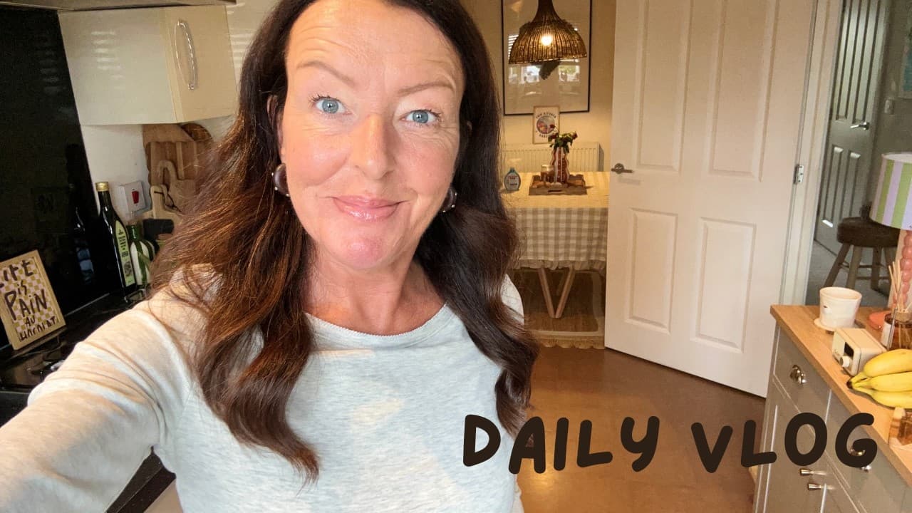 DAILY VLOG/LEICESTER, PERIOD CHATS & HAULS