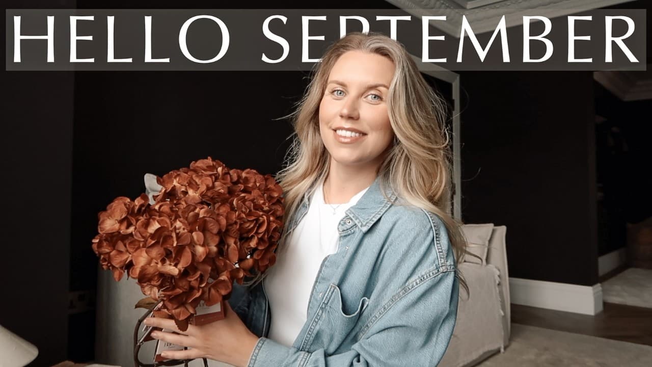 HELLO SEPTEMBER ๐ Cosy Autumn Vlog PSL Coffee Dates, Rainy Dog Walks & Soup Season