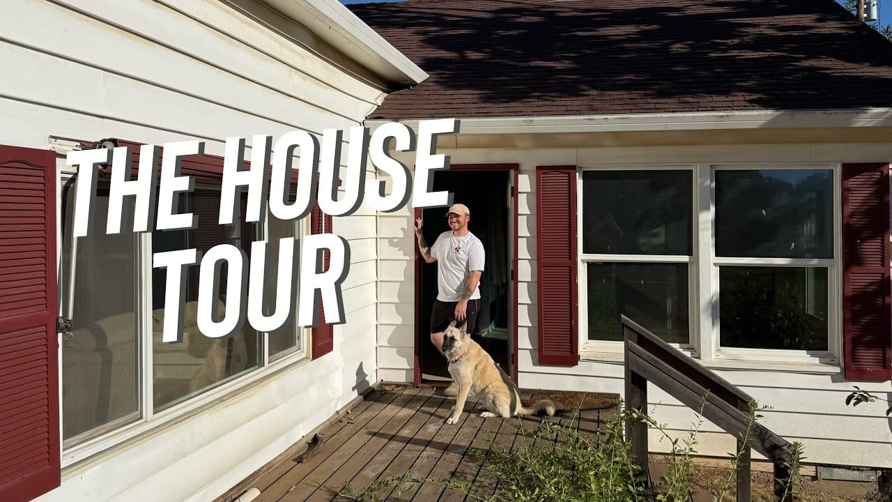 The Interior HOUSE Tour…It’s In Need Of A lot Of Love…